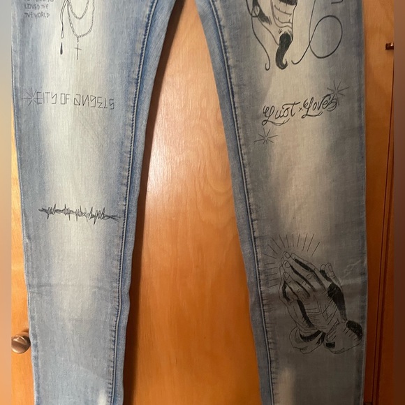 MNML Italian distressed graphic straight (Size 30) Blue Stretch-fit Jeans - Picture 10 of 13